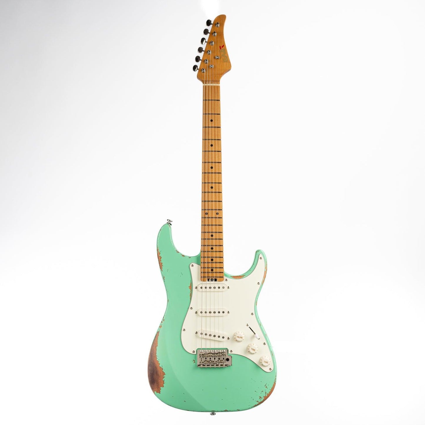 Eart_electric_guitar_Vintage-VS60_maple_fretboard_green Eart Guitars, Vintage-VS60(M), 6 String Solid-Body Guitar-Full Size Relic Finish 6-Point Synchronized Tremolo Bridge Electric Guitar