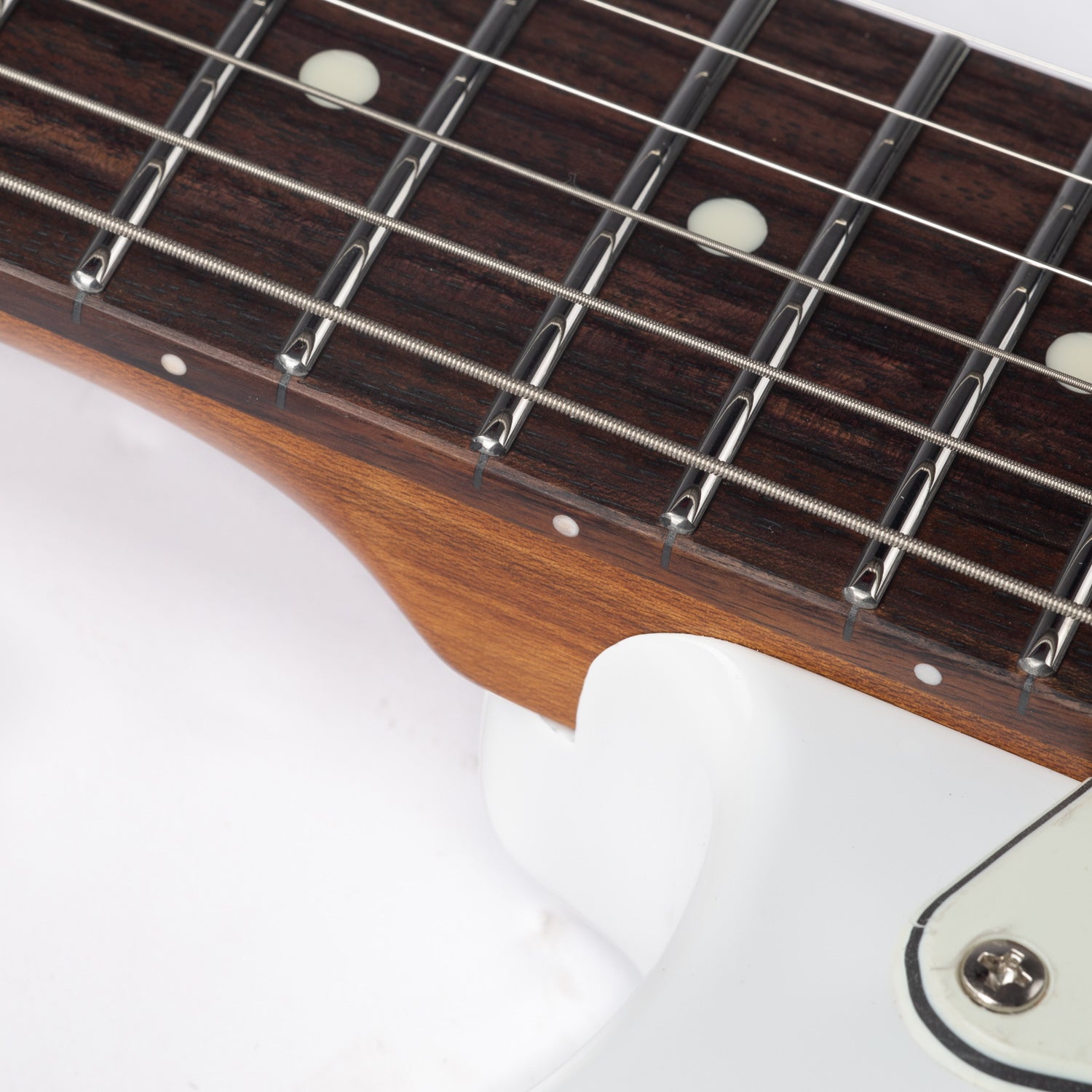 eart_guitar_dmx_9_pearl_white_neck EART Guitars, DMX-9, NK-S Standard Shape 2-Point Synchronized Steel Saddle Tremolo Bridge Electric Guitar, Pearl White