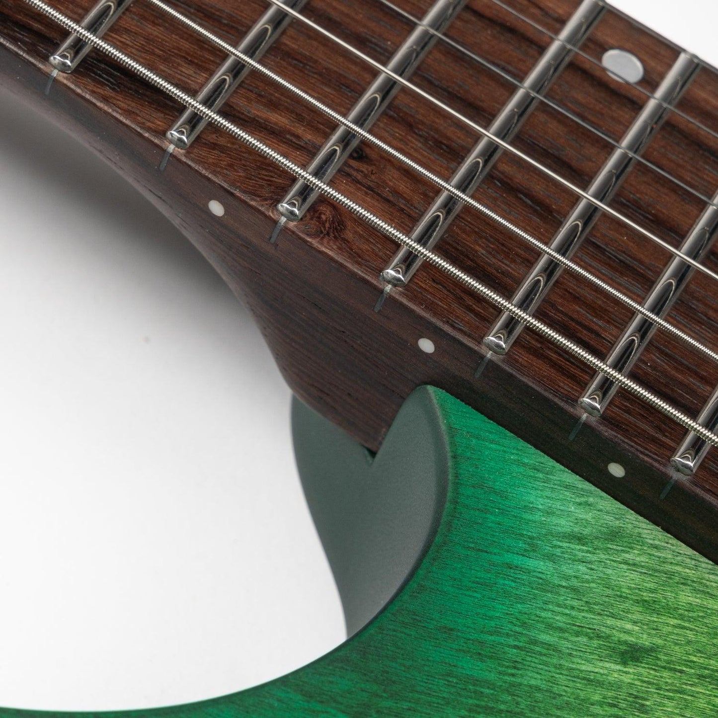 mmexport1720622901474_1 Eart Guitars, EX-H6-ULTRA Right Handed 6 Strings Electric Guitar, 2-Point Floating Tremolo Bridge, Green Burst