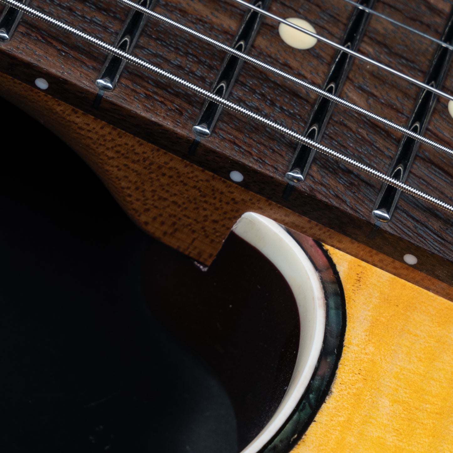 EART Guitars, EYP-Elite, NK-2380H-Pro, 22 Stainless Steel Frets Tremolo Electric Guitar