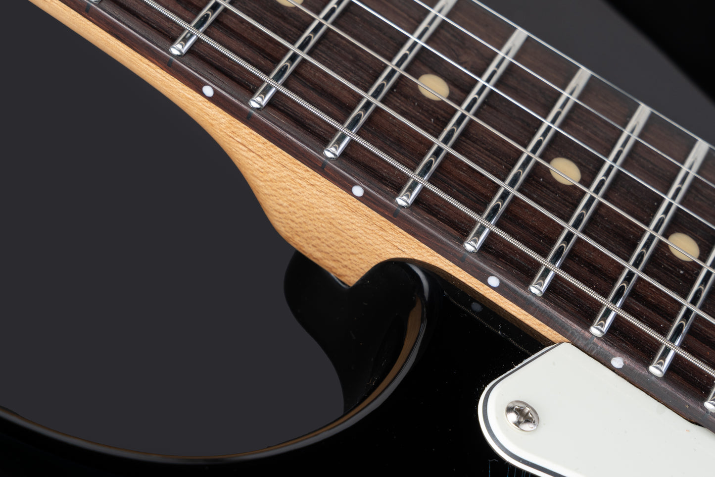 0181_2 Eart Guitars Handmade Lacquer Art-Collector's Edition 3707T5110181